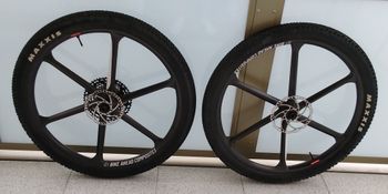 Used Bike Ahead Components BITURBO RSX 29" Carbon Wheelset 2025 bike