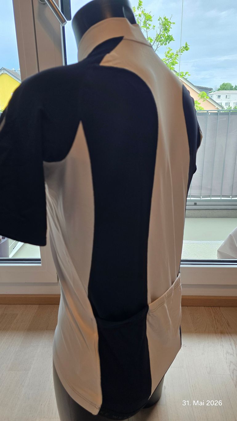 Used Gorewear Style power II Trikot, EU.M Schwarz/weiss bike — image 2 of 3