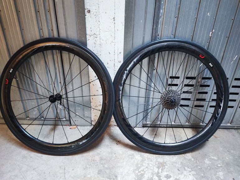 Used Zipp 303 carbon 2019 bike — image 6 of 11