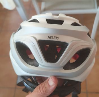 Used Giro Helios Spherical MIPS Helmet 2025 bike — image 2 of 4