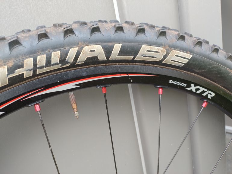 Used Shimano XTR 975 Wheels 26" bike — image 9 of 15