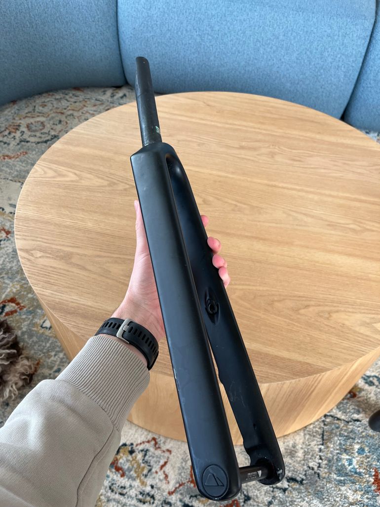 Used Canyon Fork from Ultimate CF Slx8 2024 bike — image 3 of 4