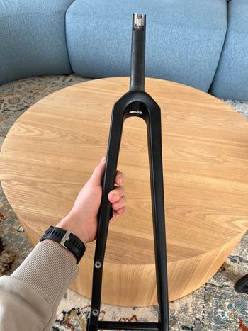 Used Canyon Fork from Ultimate CF Slx8 2024 bike — image 2 of 4