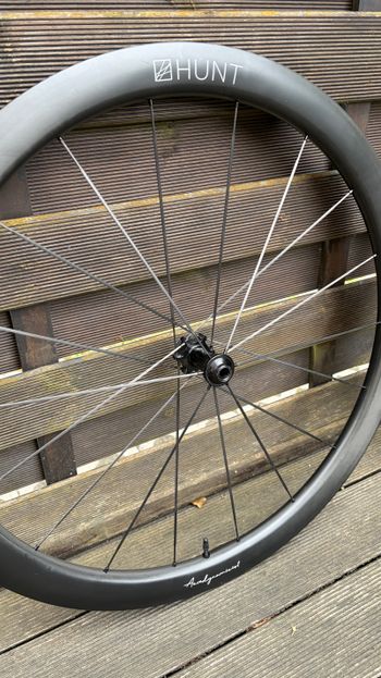 Used Hunt 44 UD Carbon Spoke Disc Wheelset 2024 bike — image 6 of 13