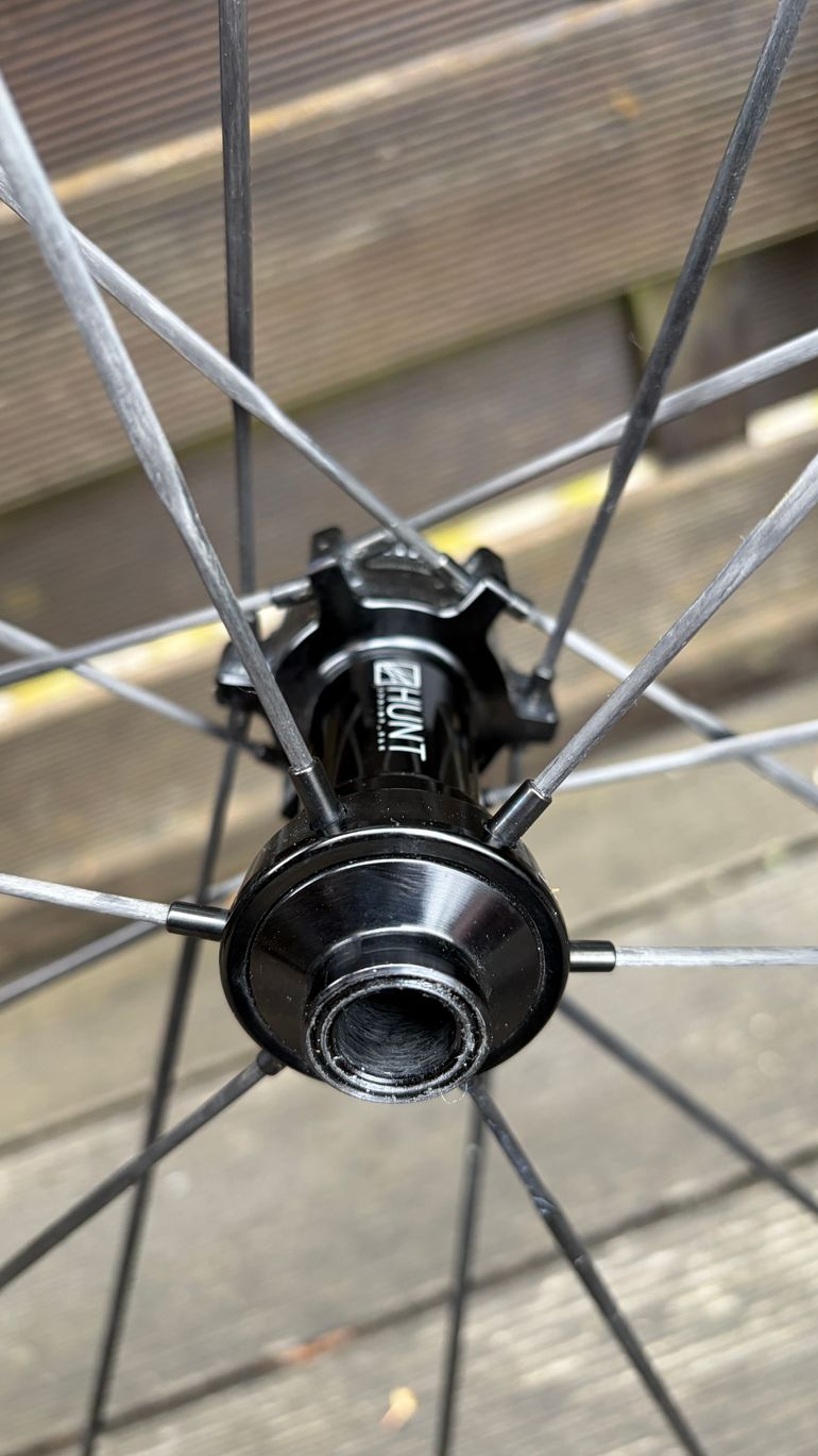 Used Hunt 44 UD Carbon Spoke Disc Wheelset 2024 bike — image 9 of 13