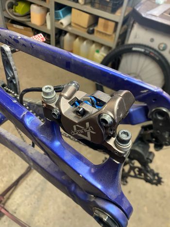 Used Hayes Dominion A4 Brakes 2024 bike — image 8 of 9