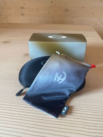 Used Oakley Sutro Lite OO9463 Prizm Black 2025 bike — image 5 of 9