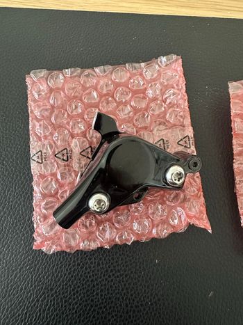 Used Sram Rival Brake Calipers Set of 2 bike — image 7 of 8