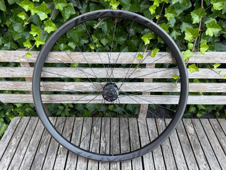Used Roval Traverse SL Carbon Mullet 2022 bike — image 7 of 9
