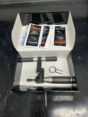 Campagnolo UT CN300 2025 Drivetrain & Pedals usato
