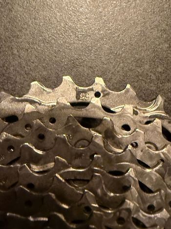 Used Shimano Ultegra Kassette 11-34 bike — image 2 of 3