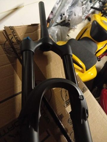 Used Fox 38 bike — image 10 of 11