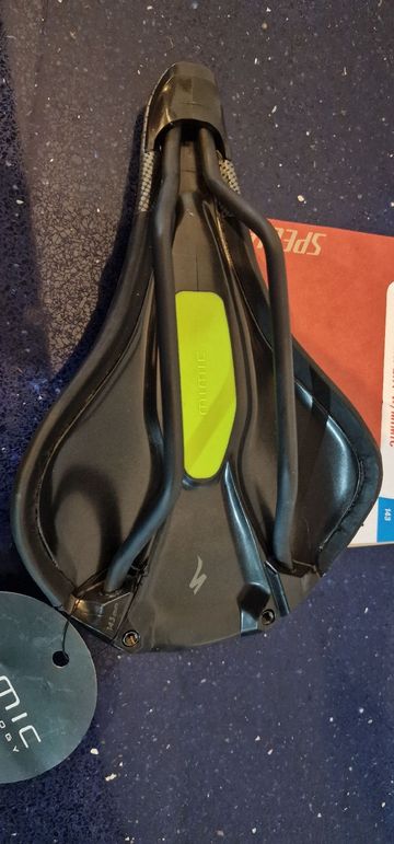 Used Specialized sillin 2025 bike — image 3 of 3