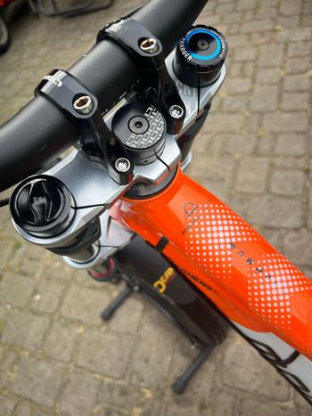 Used RockShox Boxxer bike — image 3 of 4