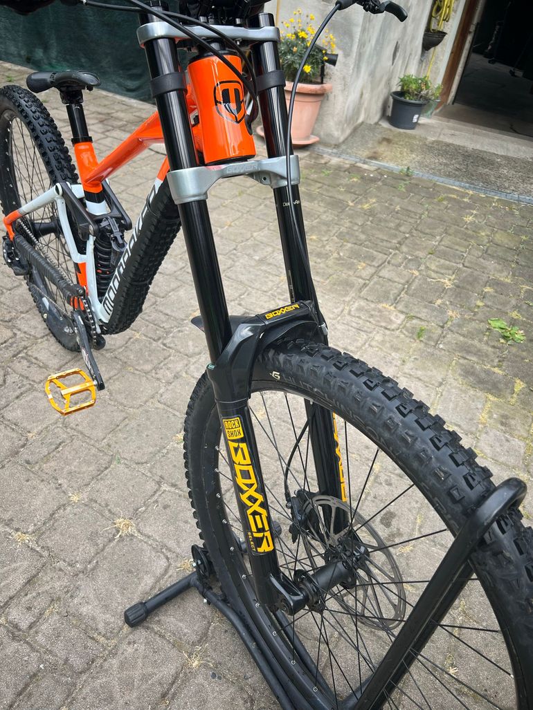 Used RockShox Boxxer bike — image 2 of 4