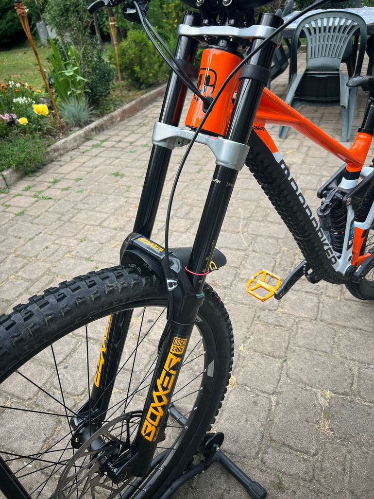Used RockShox Boxxer bike — image 1 of 4