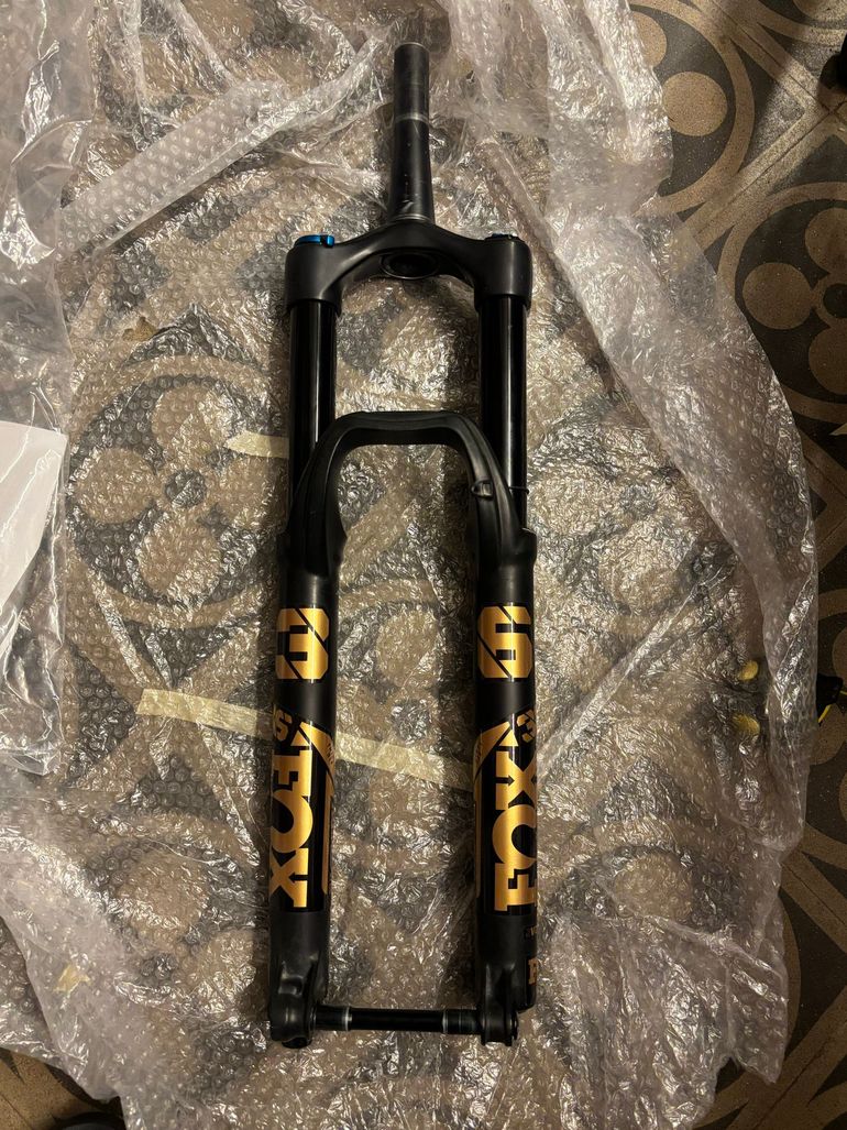 Used Fox 36 Grip 170mm bike — image 1 of 5