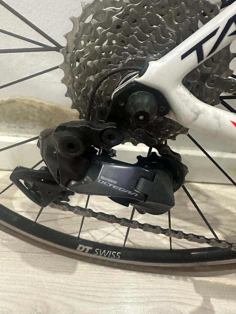 Used Shimano Ultegra Di2 12-speed Rim Brake 2025 bike — image 6 of 9