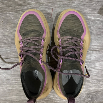 Used Allbirds Women’s Trail Runners SWT – Hazy Beige/Lu Trail Runners SWT bike — image 4 of 4