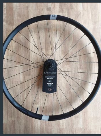 Used Crankbrothers Synthesis Enduro 29" bike — image 2 of 6
