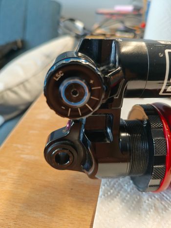 Used RockShox Vivid Coil Ultimate DH 2024 bike — image 6 of 6