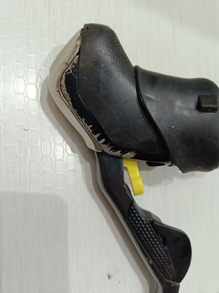 Used Shimano ST-R785 bike — image 6 of 6