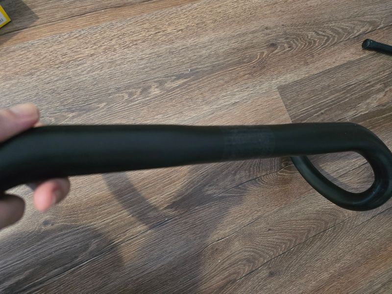Cadex Race Carbon 2024 bike usato — immagine 2 di 8