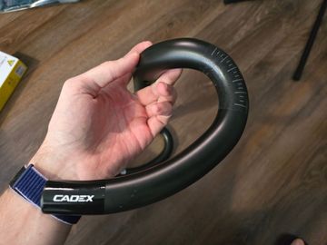 Cadex Race Carbon 2024 bike usato — immagine 3 di 8