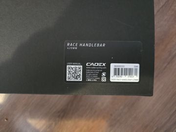 Cadex Race Carbon 2024 bike usato — immagine 8 di 8