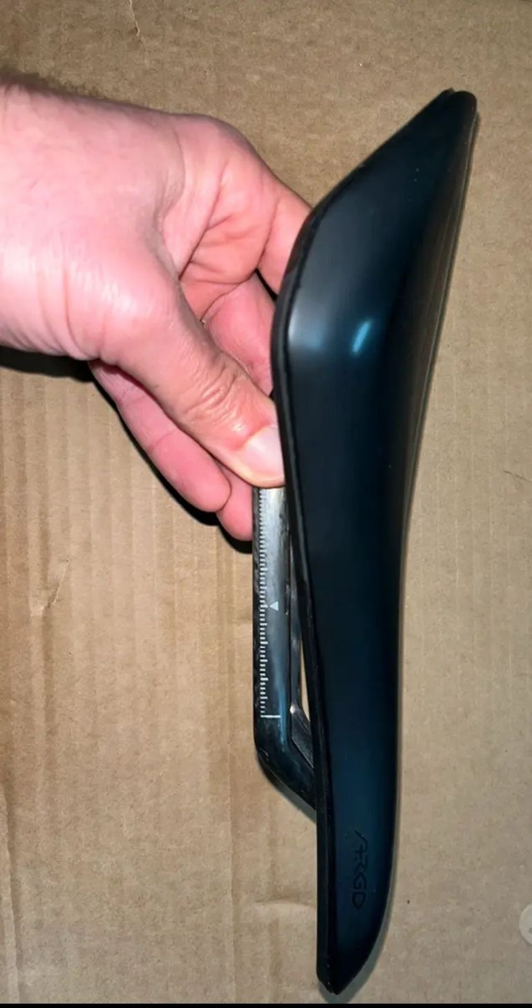Used Fizik Vento Argo R1 2025 bike — image 3 of 4
