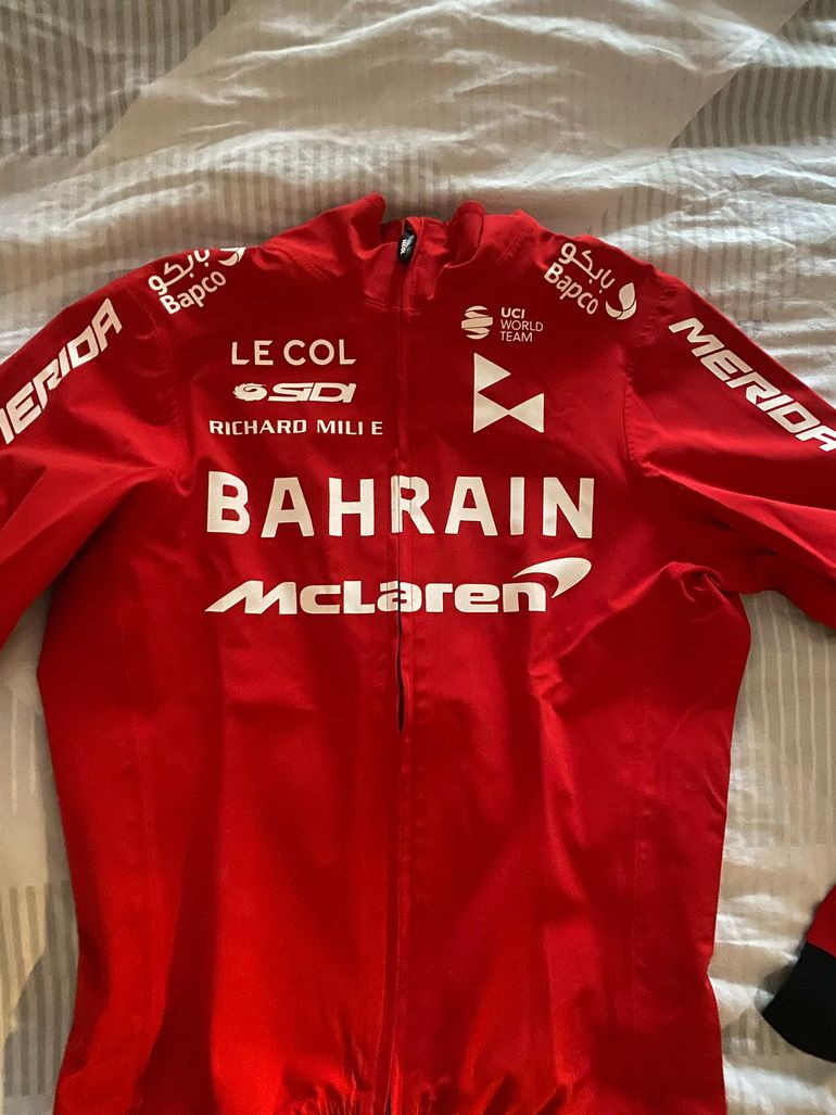Used Le Col Pro Rain Jacket Bahrain Mclaren 2020 bike — image 1 of 2