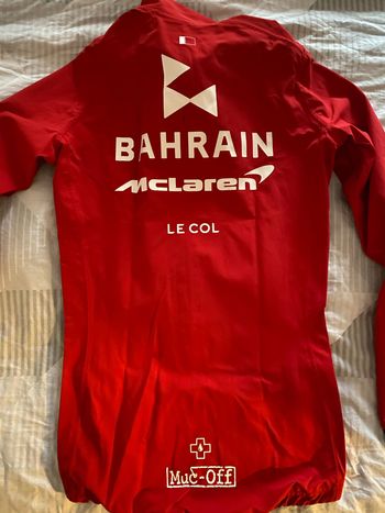 Used Le Col Pro Rain Jacket Bahrain Mclaren 2020 bike — image 2 of 2