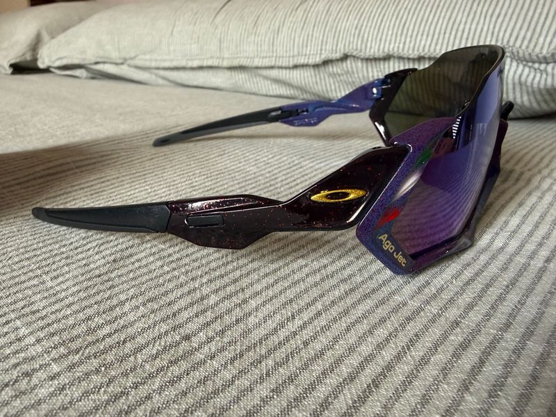 Used Oakley Flight Jacket 2022 bike — image 1 of 3