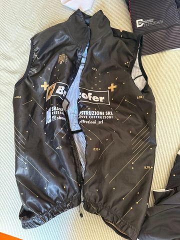 Pissei Sanremo 2024 bike usato — immagine 3 di 5