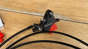 Used Hayes Dominion T4 2025 bike — image 4 of 5