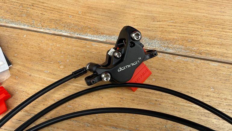 Used Hayes Dominion T4 2025 bike — image 4 of 5