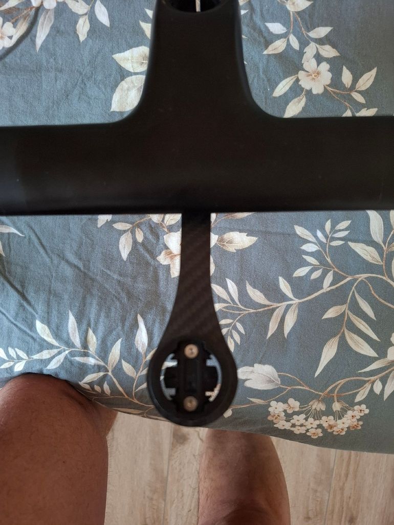 Used No brand integrated Areo Carbon Handlebar 2025 bike — image 5 of 6