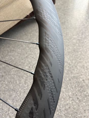 Used Zipp 454 NSW Tubeless Disc-brake Wheelset 2025 bike — image 5 of 9