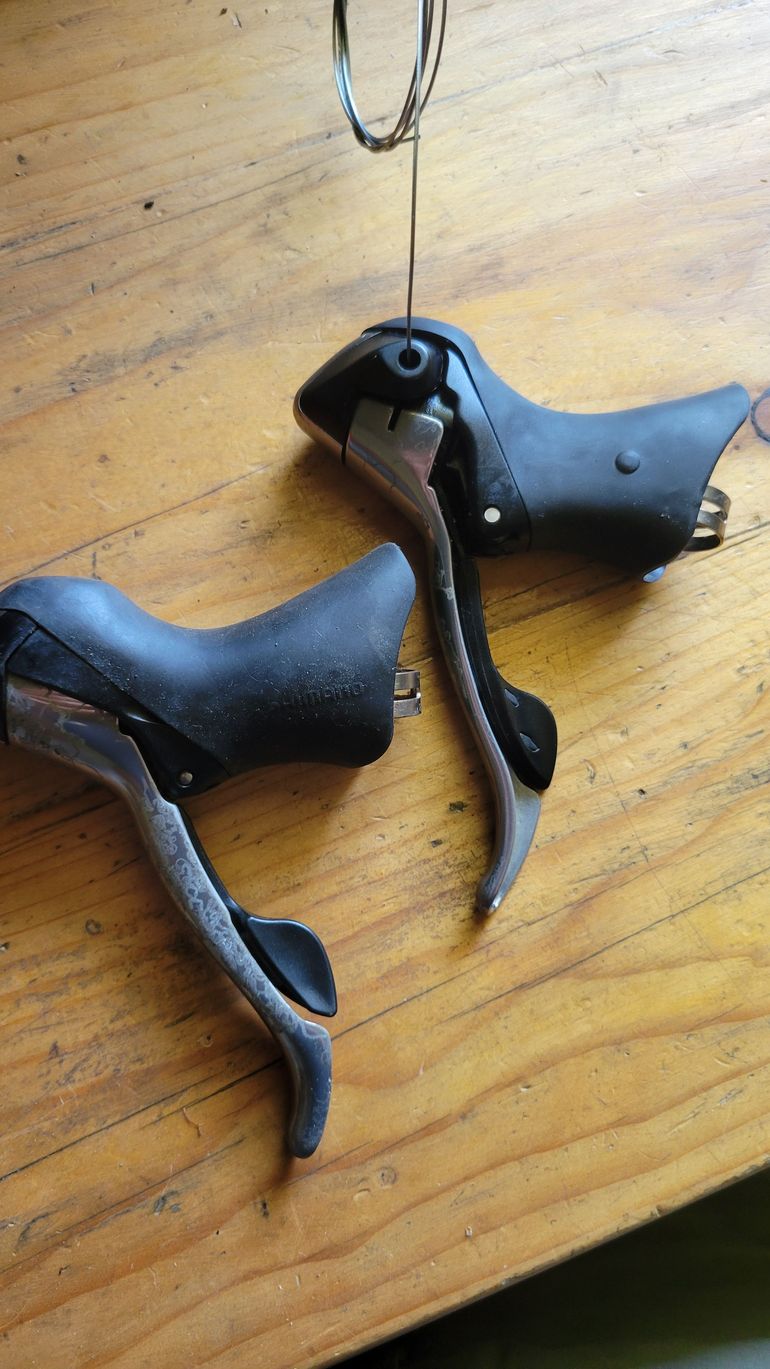Used Shimano Ultegra ST-6600 Shifters bike — image 1 of 5