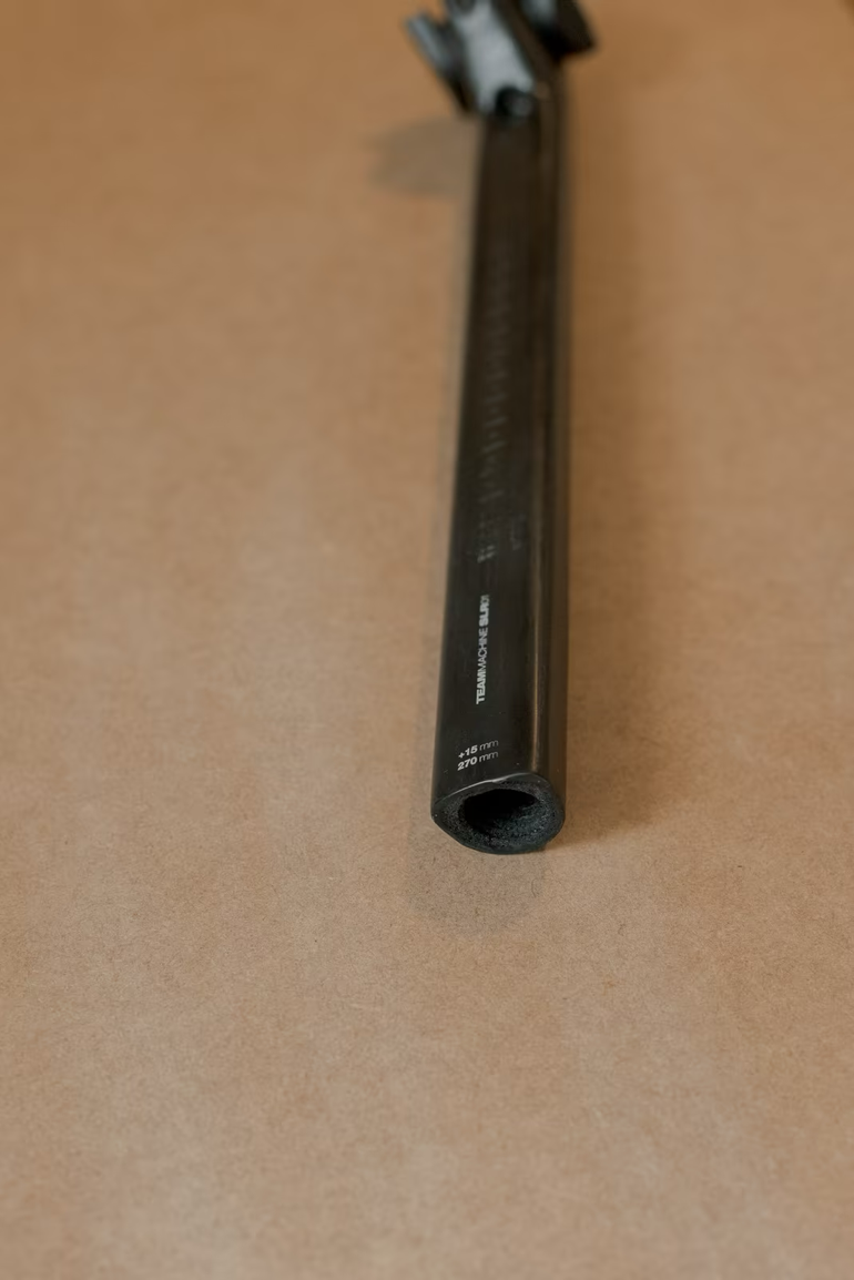 Used Bmc Teammachine SLR01 Carbon Seatpost 270mm SB15mm 2021 bike — image 2 of 4