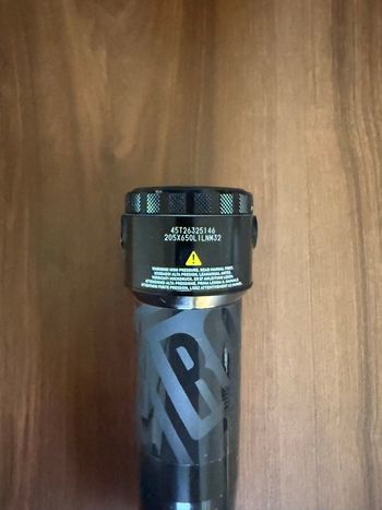 Used RockShox Super Deluxe Select+ 205x65 Trunnion 2025 bike — image 3 of 3