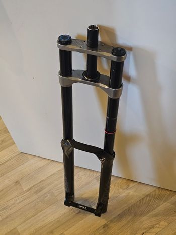 Used RockShox BoXXer Select RC 27.5" 200mm 2023 bike
