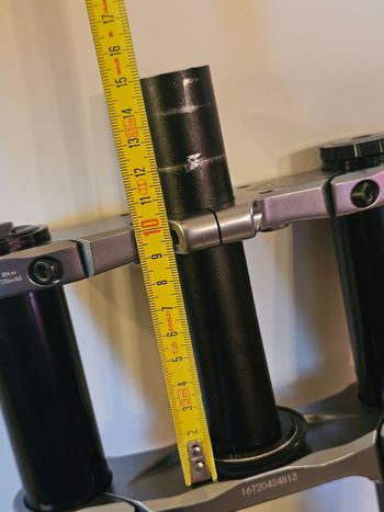 Used RockShox BoXXer Select RC 27.5" 200mm 2023 bike — image 4 of 7