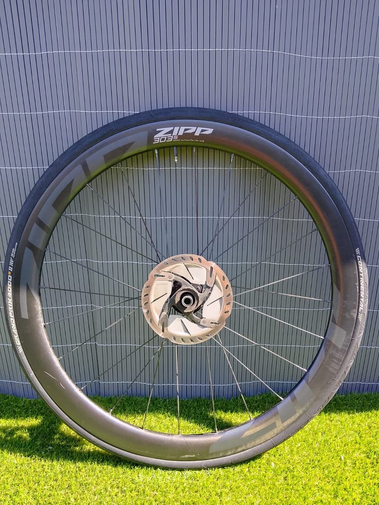 Used Zipp 303s Rear Wheel bike — image 1 of 5