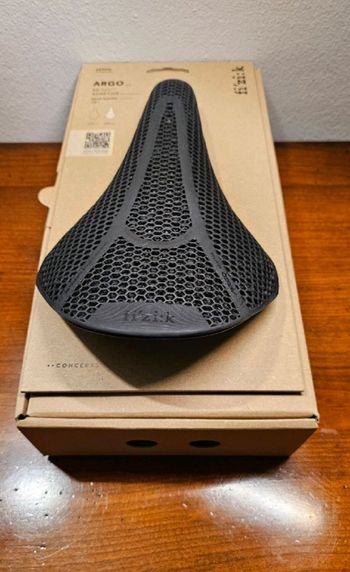 Used Fizik Vento Argo 00 Adaptive 2026 bike — image 3 of 3