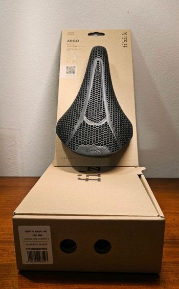 Used Fizik Vento Argo 00 Adaptive 2026 bike — image 2 of 3