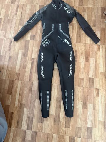 2XU Propel Pro Wetsuit bike d'occasion — image 2 sur 4