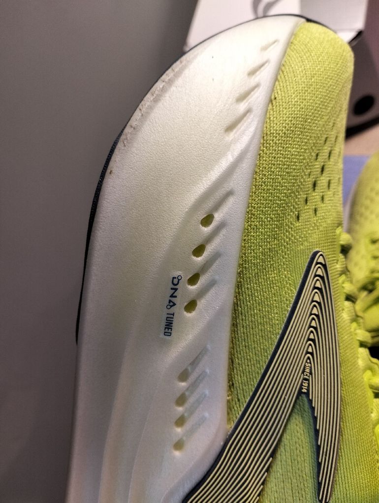 Used Brooks Glycerin Max bike — image 5 of 7