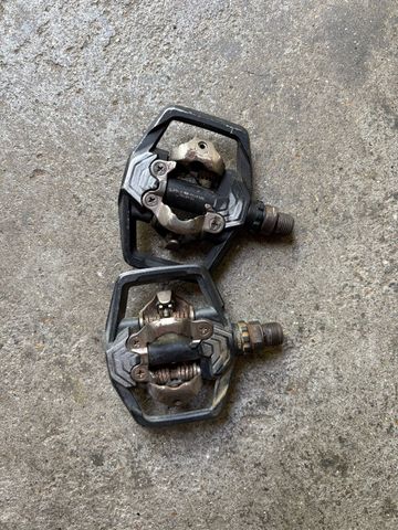 Używany Shimano PD-ME700 Trail SPD Pedals Drivetrain & Pedals