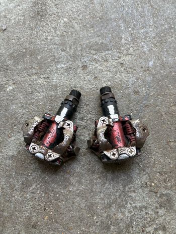 Used Shimano PD-M520 SPD Pedals bike